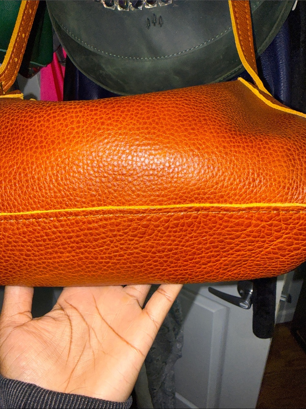 Portland leather small Neruda- sienna - Picture 5 of 6